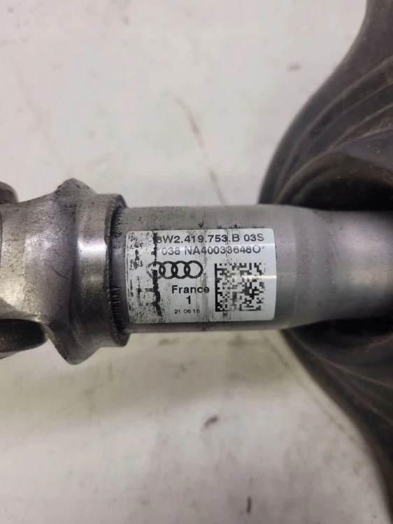 DRĄŻEK KOLUMNY KIEROWNICZEJ AUDI A4 A5 8W2419753B