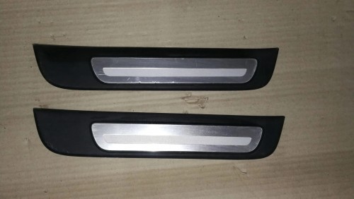 LISTWA PROGOWA PRAWY TYŁ AUDI A4 B8 8K0853376
