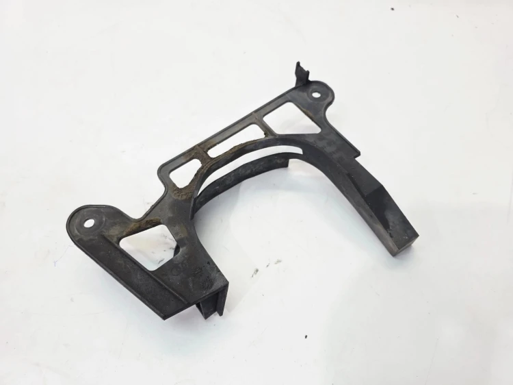 OSŁONA PÓŁOSI PRAWA AUDI Q5 FY 80A863188A