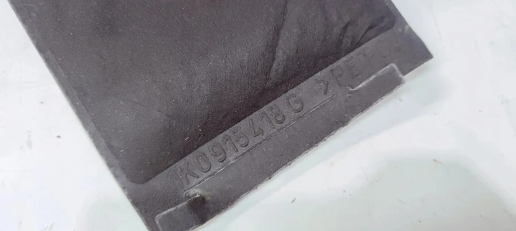 OCIEPLACZ AKLUMULATORA AUDI Q3 8U VOLKSWAGEN SEAT SKODA 1K0915418G