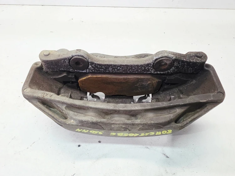 ZACISK HAMULCOWY LEWY PRZÓD AUDI Q5 FY 80A615105BE 350MM