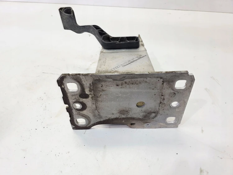 STREFA ZGNIOTU PODŁUŻNICY PRAWA AUDI A4 B9 8W0807134