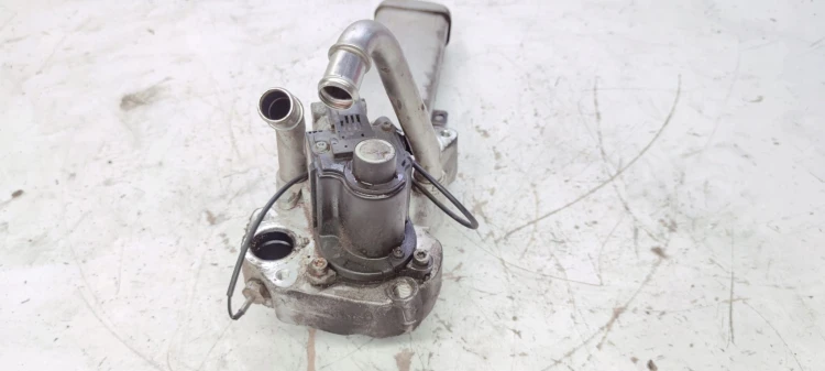 CHŁODNICA SPALIN EGR AUDI VW 2.0 TDI 03L131512AF