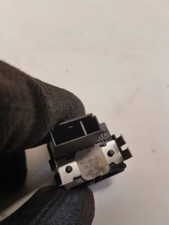 CZUJNIK NASŁONECZNIENIA AUDI A3 LIFT 8P0819681
