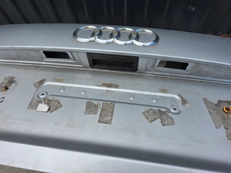 KLAPA TYLNA TYŁ AUDI A4 B8 AVANT KOMBI LX7W BEZ KOROZJI 2008-2016 !!!