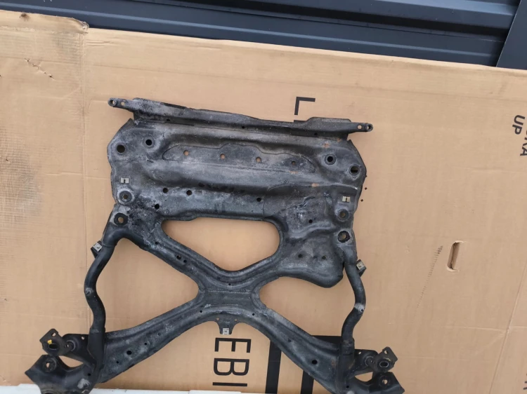 TRAWERS SANKI PRZÓD AUDI A4 B9 A5 8W UK 8W2399347H PROSTE ORYGINAŁ !!!