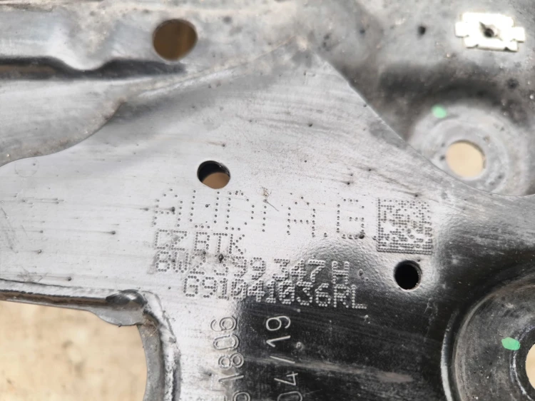 TRAWERS SANKI PRZÓD AUDI A4 B9 A5 8W UK 8W2399347H PROSTE ORYGINAŁ !!!
