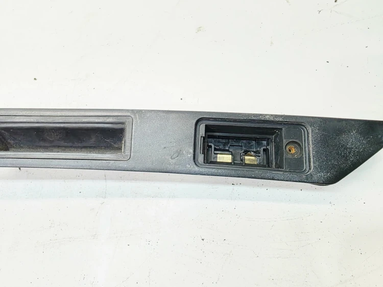 BLENDA PODŚWIETLENIE TABLICY REJ. AUDI A3 8P A4 B7 A6 C6 8P4827574 1/26