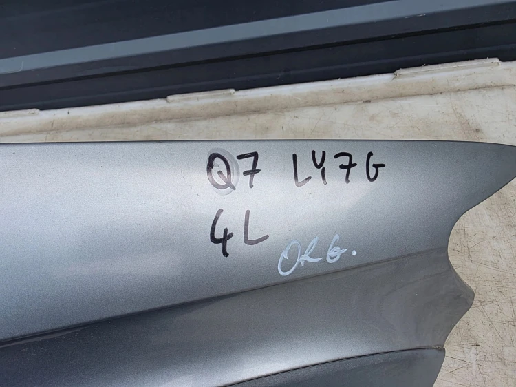 BŁOTNIK PRAWY PRZÓD AUDI Q7 4L LY7G ALLROAD ORYGINAŁ !!!