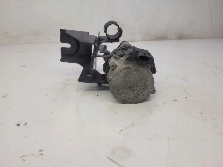 DODATKOWA POMPA WODY AUDI A6 C6 3.0 TFSI 4F0965567