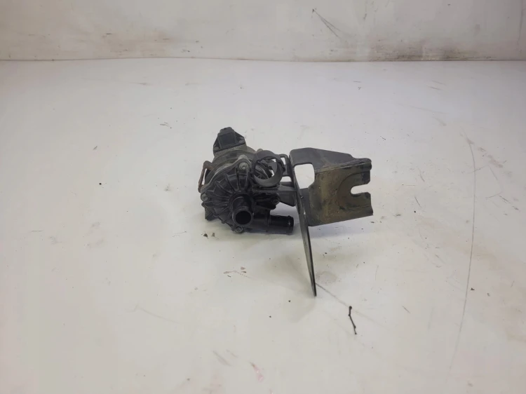 DODATKOWA POMPA WODY AUDI A6 C6 3.0 TFSI 4F0965567