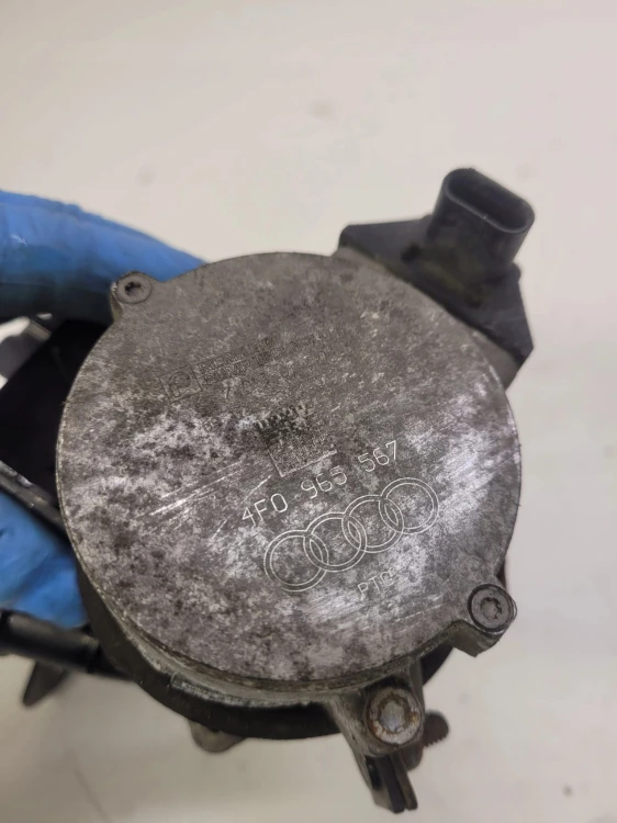 DODATKOWA POMPA WODY AUDI A6 C6 3.0 TFSI 4F0965567