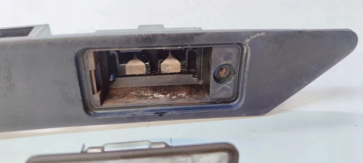 PODŚWIETLENIE TABLICY BLENDA AUDI A3 8P 8P0827574 *2*