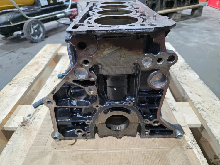 BLOK SILNIKA AUDI A4 B9 A5 Q5 FY 2.0 TFSI DJY 06K103023E 11/26