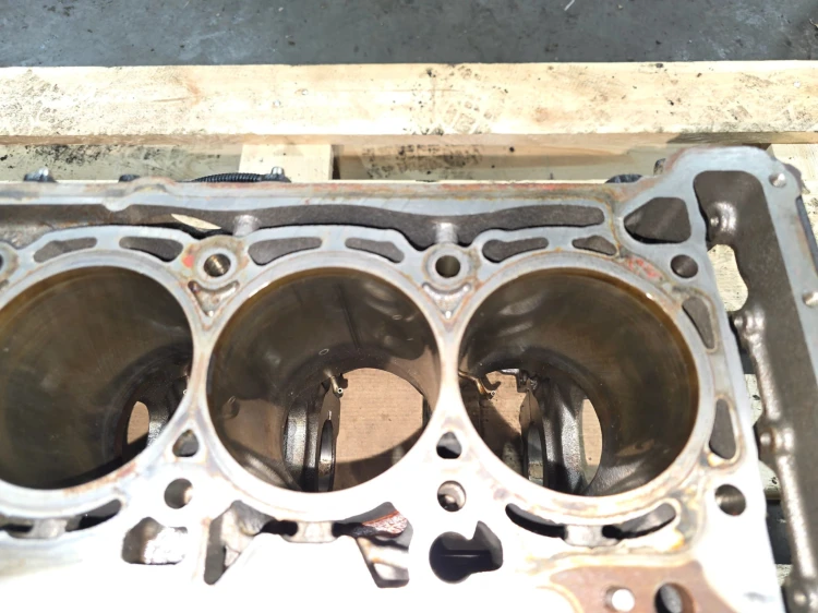 BLOK SILNIKA AUDI A4 B9 A5 Q5 FY 2.0 TFSI DJY 06K103023E 11/26