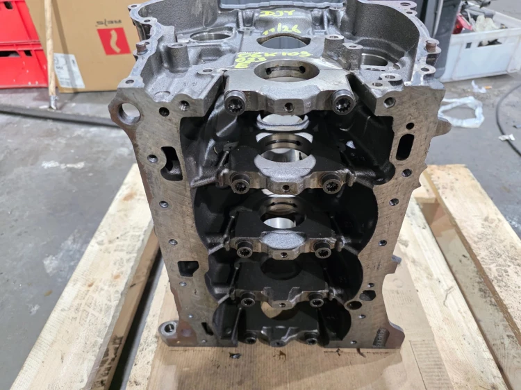 BLOK SILNIKA AUDI A4 B9 A5 Q5 FY 2.0 TFSI DJY 06K103023E 11/26