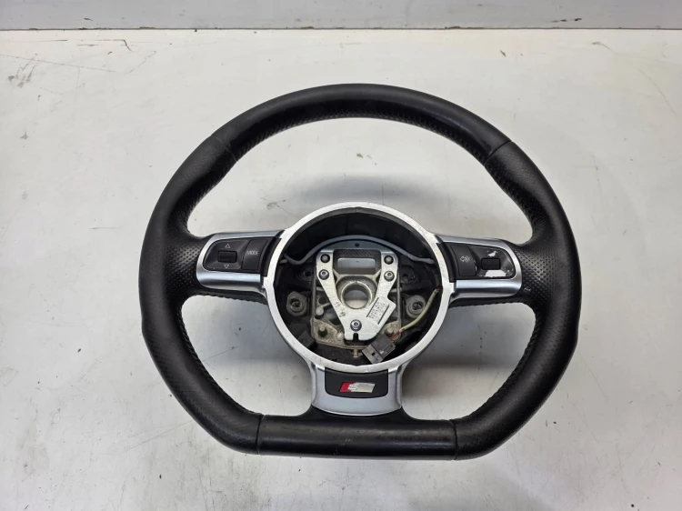 KIEROWNICA SKÓRA PIKOWANA ŚCIĘTA AUDI A3 8P A4 B7 TT 8J 8J0419091J KOMPLET