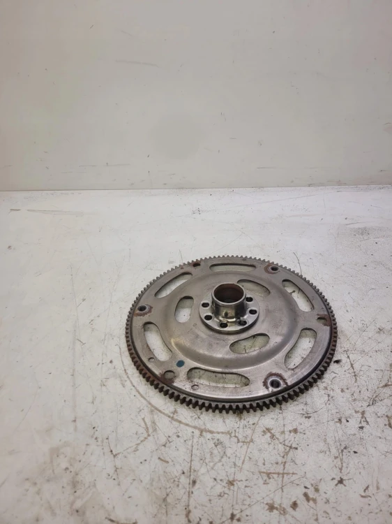 KOŁO ZAMACHOWE AUDI A4 B9 A5 2.0 TDI 06H105323AE