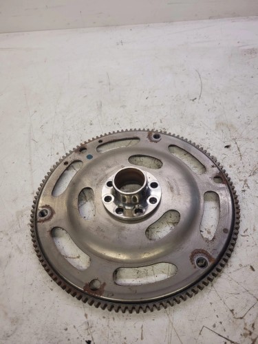 KOŁO ZAMACHOWE AUDI A4 B9 A5 2.0 TDI 06H105323AE
