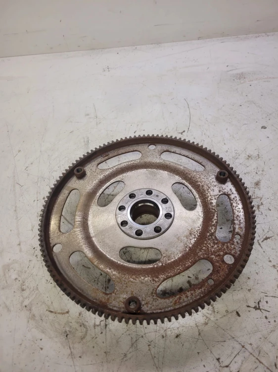 KOŁO ZAMACHOWE AUDI A4 B9 A5 2.0 TDI 06H105323AE