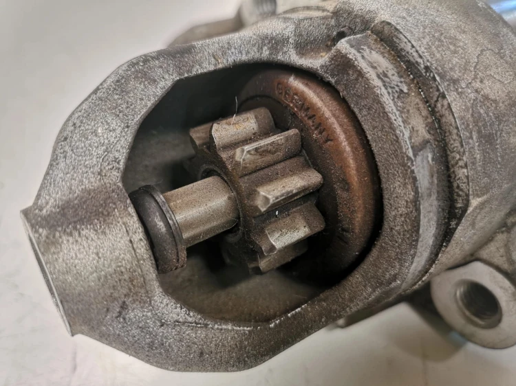 ROZRUSZNIK AUDI A4 B7 A6 C6 2.4 3.2 06E911023B *33