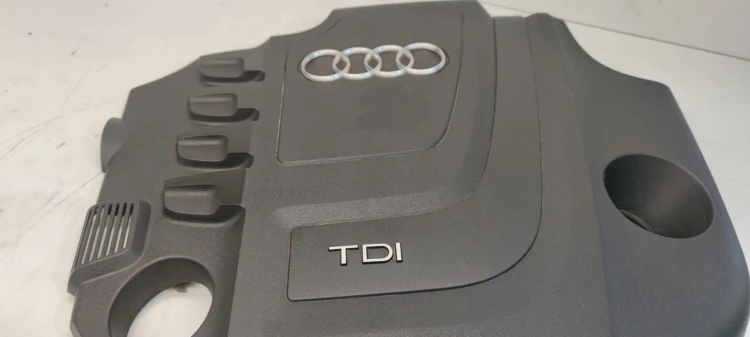 OSŁONA POKRYWA SILNIKA AUDI A4 A5 A6 03L103925G