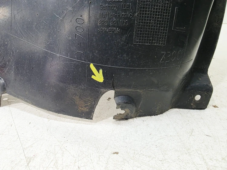 NADKOLE LEWY PRZÓD AUDI A3 8P 8P0821171G 20/26