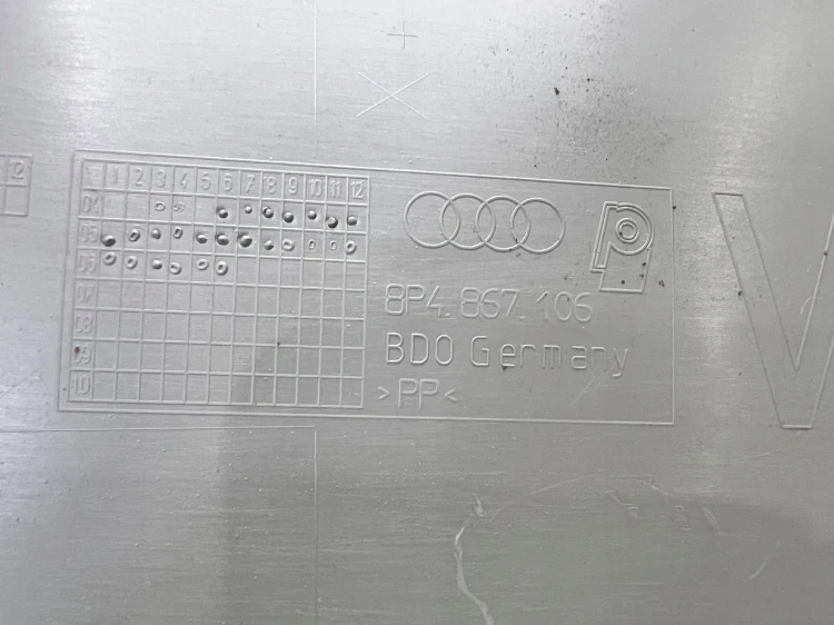 BOCZEK DRZWI PRAWY PRZÓD AUDI A3 8P 8P4867106