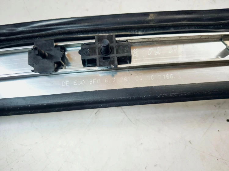 LISTWA CHROM POKRYWY DACHU AUDI A5 8T CABRIO 8F0853297