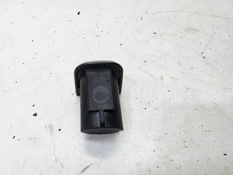 ZAŚLEPKA KLAMKI DRZWI AUDI A1 8X A4 B8 A5 8T Q3 8U Q5 8R 8T0837167A