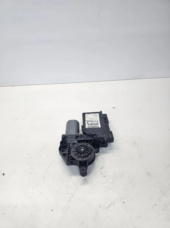 SILNIK SILNICZEK SZYBY AUDI A4 B6 B7 8E0959802E