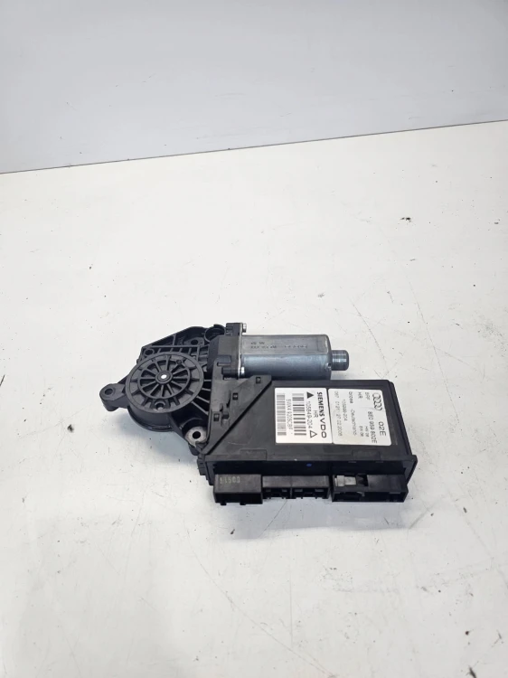 SILNIK SILNICZEK SZYBY AUDI A4 B6 B7 8E0959802E