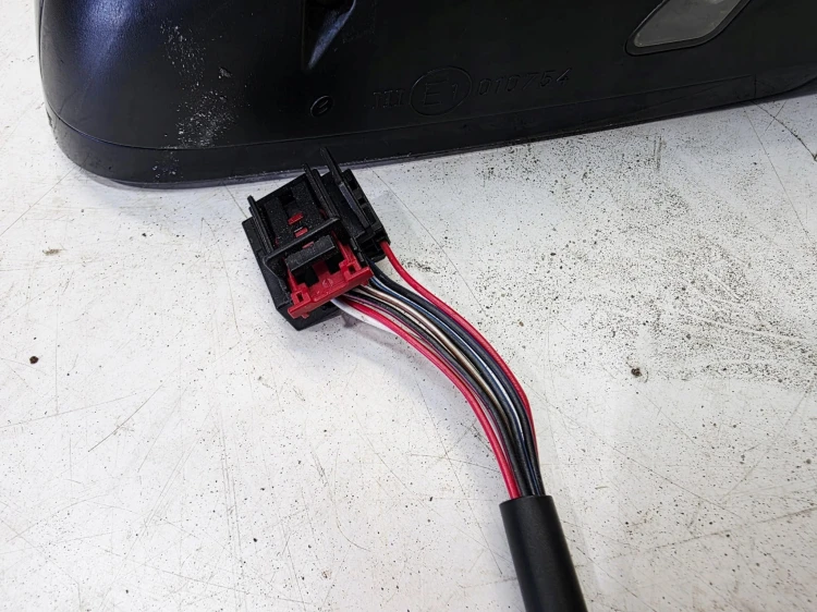 LUSTERKO ZEWNĘTRZNE PRAWY PRZÓD LED AUDI A6 C6 LZ5D 7 PIN UK