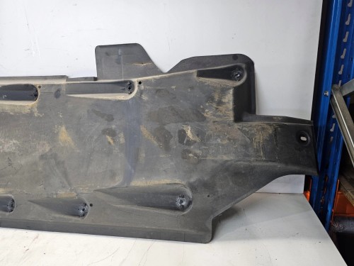 OSŁONA PŁYTA PODWOZIA LEWA AUDI A1 8X LIFT VW 6R0825201
