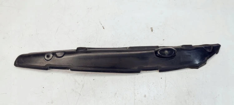 WYGŁUSZENIE BŁOTNIKA LEWE AUDI A3 8V 8V0821111C