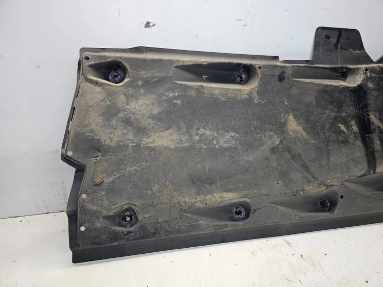 OSŁONA PŁYTA PODWOZIA LEWA AUDI A1 8X LIFT VW 6R0825201