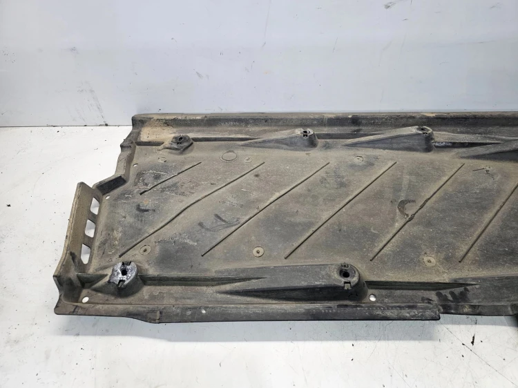 OSŁONA PŁYTA PODWOZIA LEWA AUDI A1 8X LIFT VW 6R0825201