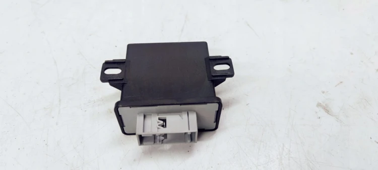 STEROWNIK MODUŁ ŚWIATEŁ AUDI A3 8P 8P0907357F