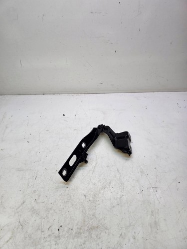 ZAWIAS MASKI PRAWY AUDI Q5 8R 8R0823302A
