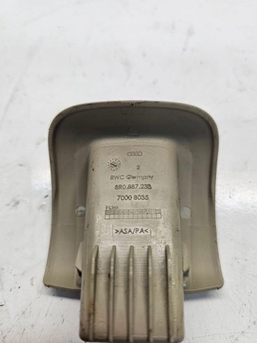 ZAŚLEPKA MOCOWANIA ISOFIX TYŁ AUDI Q5 8R 8R0887233 KREMOWY
