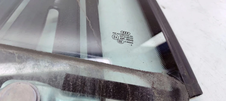 MECHANIZM SZYBY SZYBA PRAWY TYŁ AUDI A3 8V CABRIO 8V7839398B