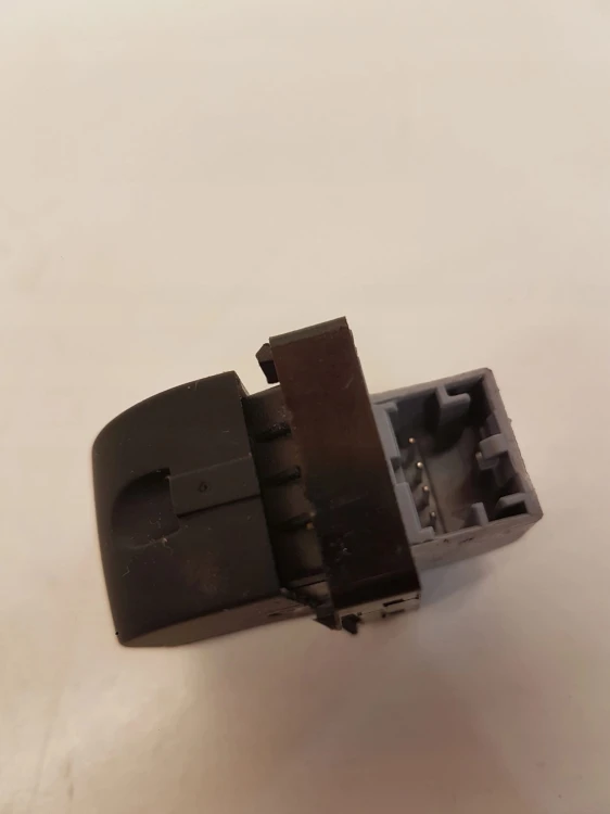 PRZEŁĄCZNIK WŁĄCZNIK SZYB AUDI A6 C6 4F0959855A