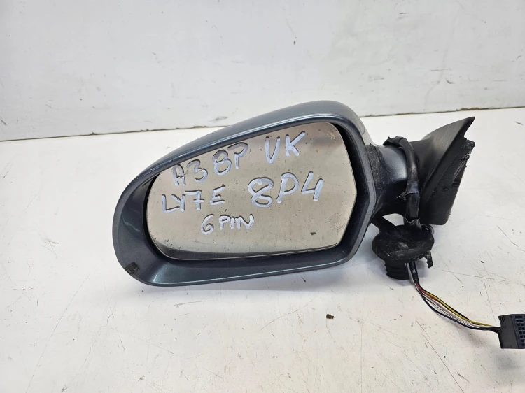 LUSTERKO ZENĘTRZNE LEWY PRZÓD AUDI A3 8P LIFT 8P4 LY7E 6PIN UK