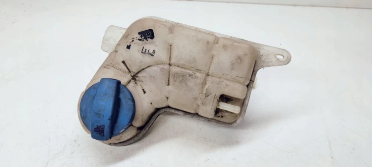 ZBIORNIK WYRÓWNAWCZY AUDI A6 C6 LIFT 4F0121403T