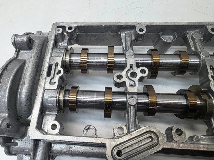 NASADA GŁOWICY + WAŁKI AUDI VOLKSWAGEN SEAT SKODA 2.0 TDI 04L103308F 3 *OK*