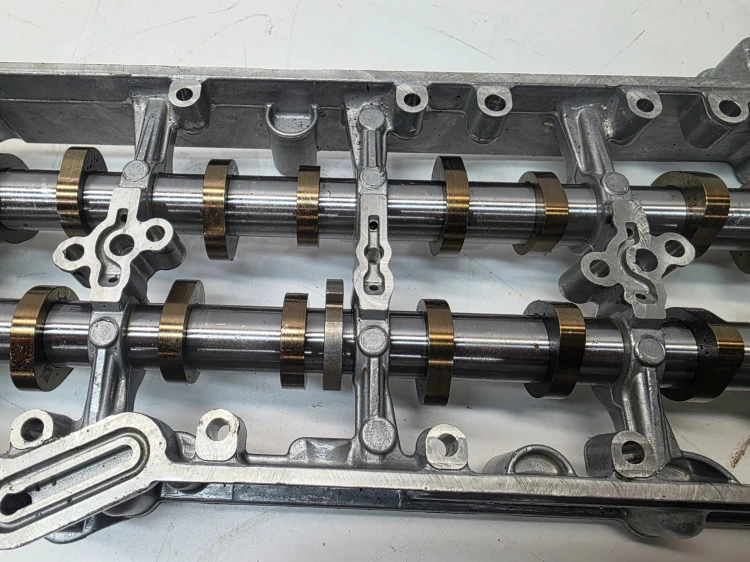 NASADA GŁOWICY + WAŁKI AUDI VOLKSWAGEN SEAT SKODA 2.0 TDI 04L103308F 3 *OK*