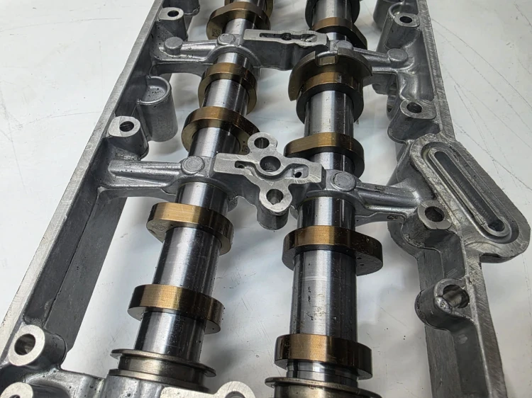 NASADA GŁOWICY + WAŁKI AUDI VOLKSWAGEN SEAT SKODA 2.0 TDI 04L103308F 3 *OK*