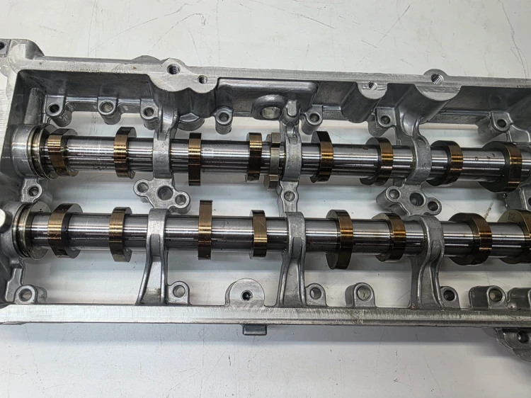 NASADA GŁOWICY + WAŁKI AUDI VOLKSWAGEN SEAT SKODA 2.0 TDI 04L103308F 3 *OK*
