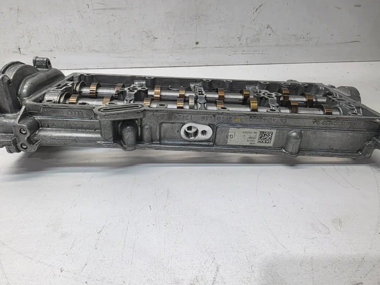 NASADA GŁOWICY + WAŁKI AUDI VOLKSWAGEN SEAT SKODA 2.0 TDI 04L103308F 3 *OK*