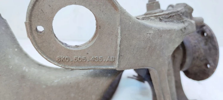 ZWROTNICA PIASTA WAHACZ LEWY TYŁ AUDI A4 B8 A5 8T A6 C7 8K0505435AB